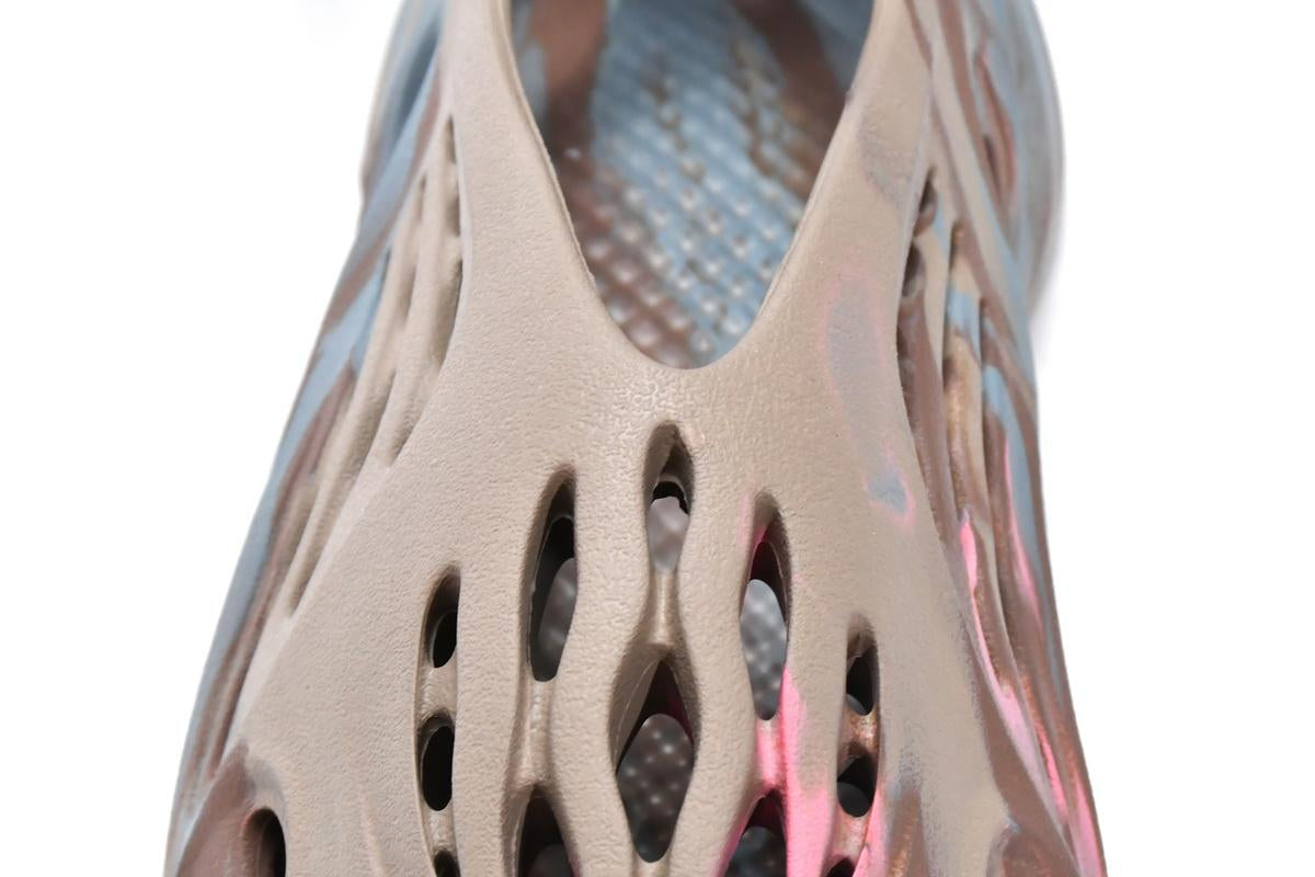 Adidas Yeezy Foam Sand Grey