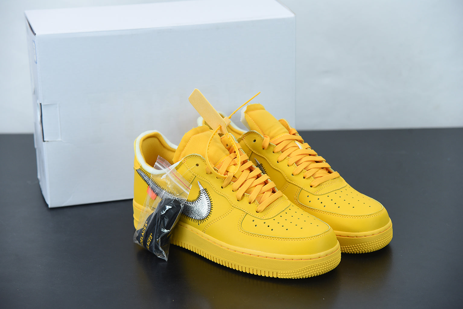 Off-White x Nike Air Force 1
'Lemonade'