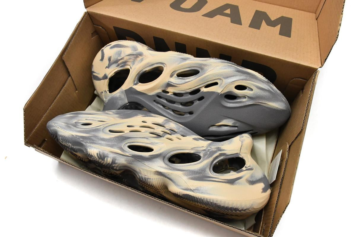 Adidas Yeezy Foam Moon Gray