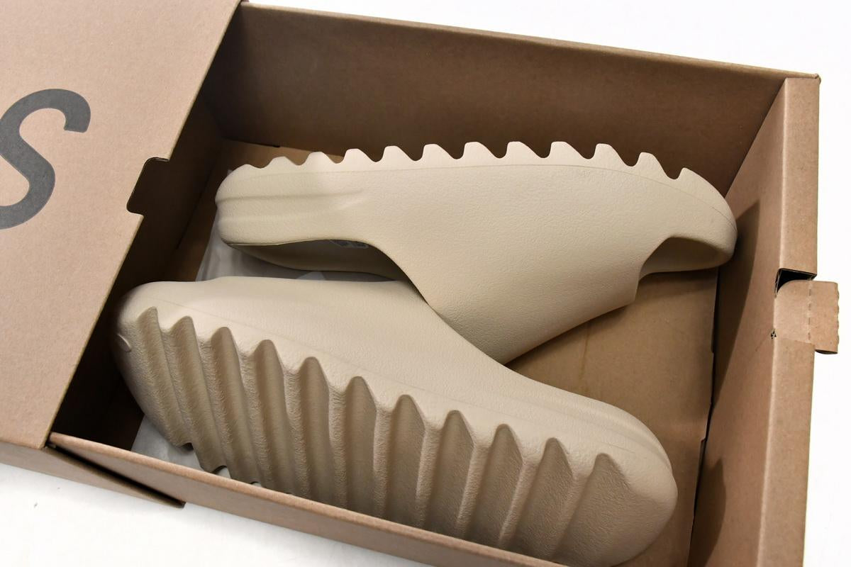 Adidas Yeezy Slide Bone