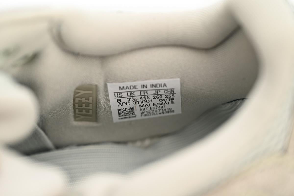 Adidas Yeezy Boost 700 Salt