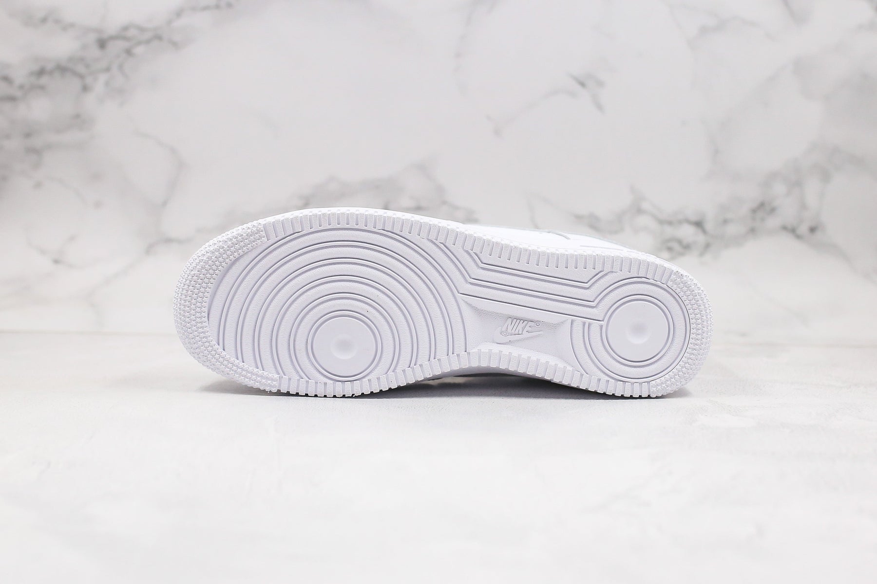 Supreme x Nike Air Force 1 Low "White" Branco