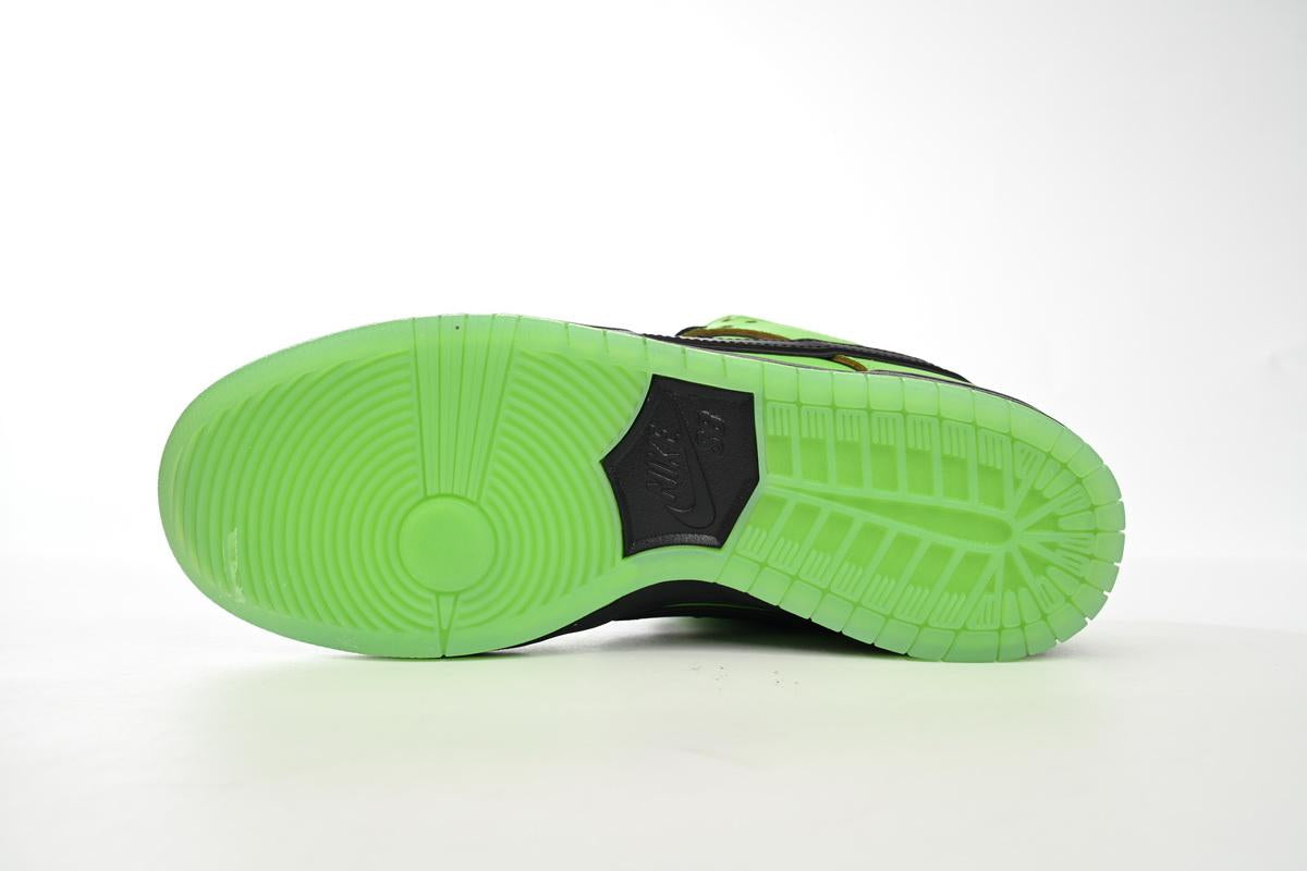 The Powerpuff Girls x Nike SB Dunk Low Buttercup