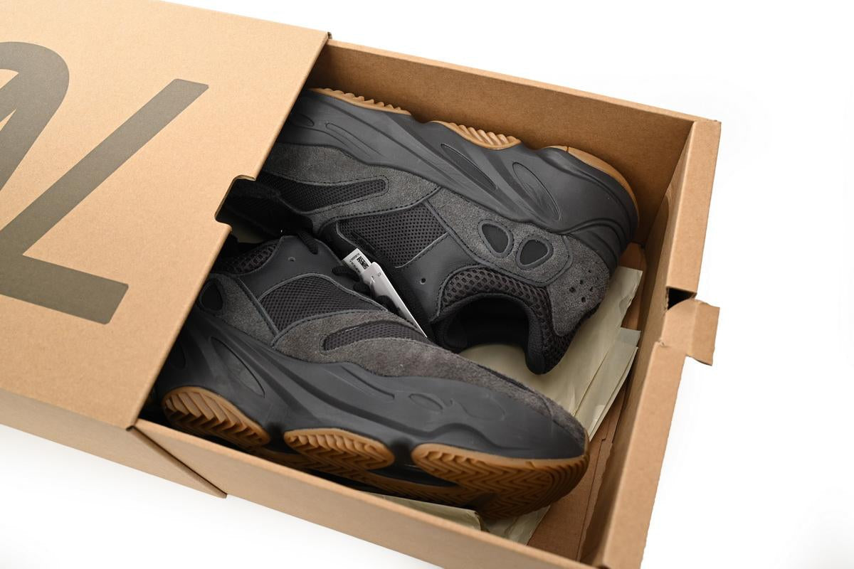 Adidas Yeezy Boost 700 Utility Black