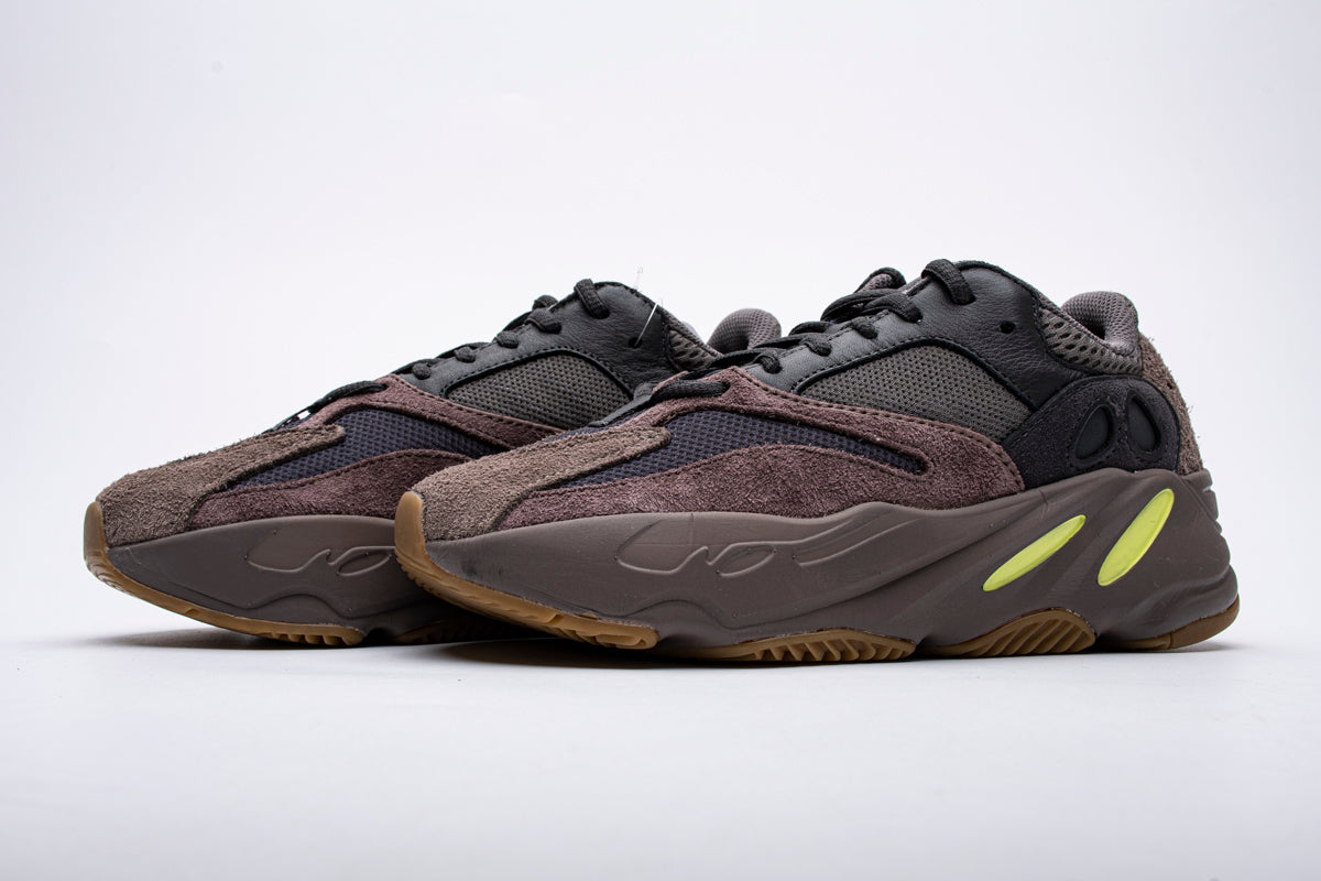 Adidas Yeezy Boost 700 Mauve